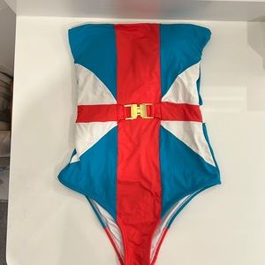 OndadeMar ladies XS one piece swimsuit, almost new, unique and very flattering